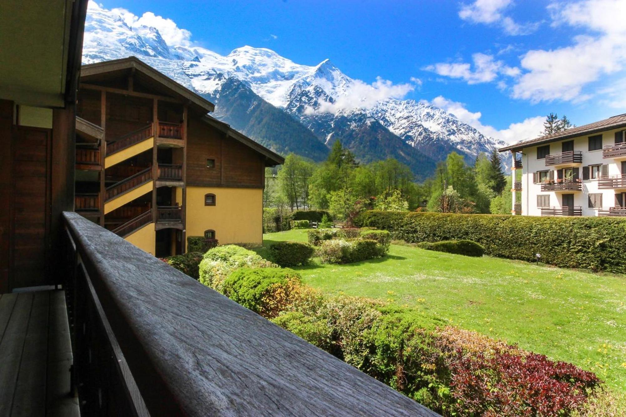 Les Capucins - Calm - Mont-Blanc - Lake Gaillland シャモニー エクステリア 写真